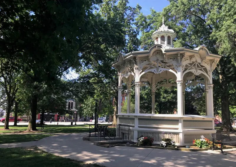 gazebo town square medina ohio white middle park small symbol usa 154113410