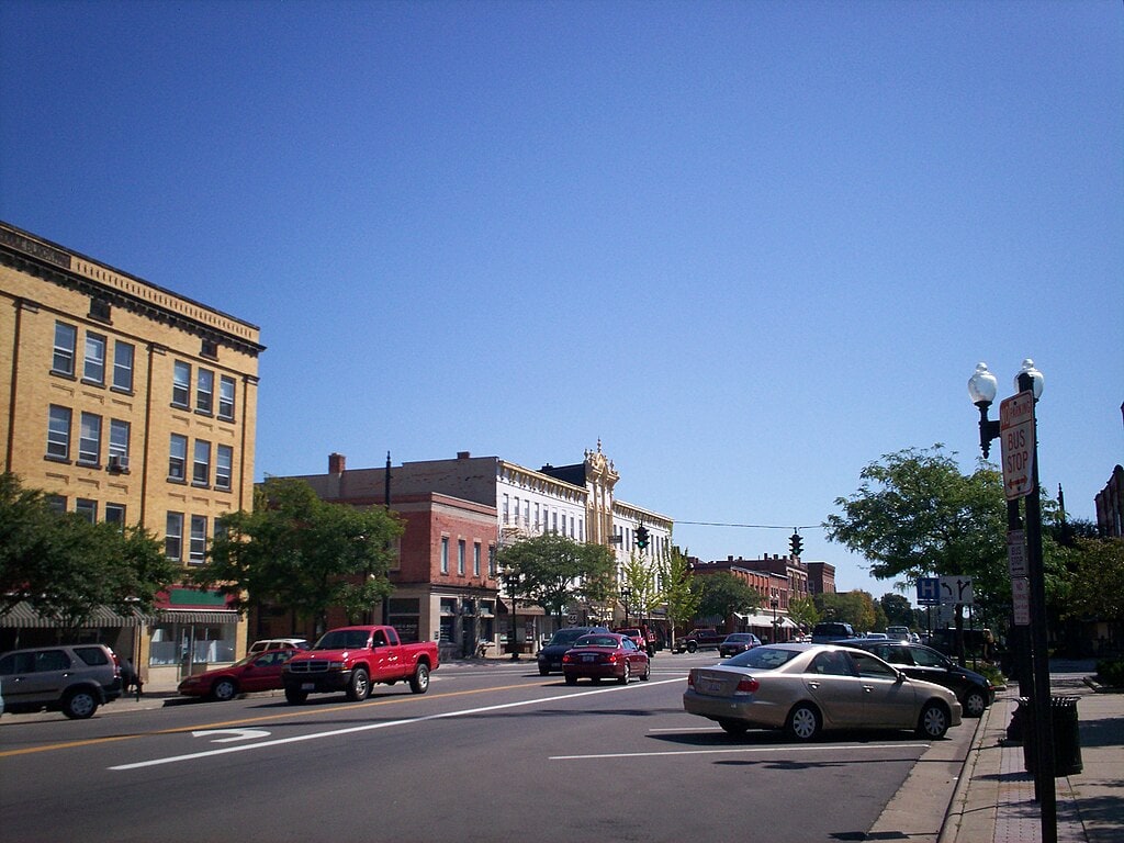 ravenna downtown